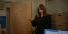 And.Just.Like.That.S03E02.The.Rat.Race.720p.AMZN.WEB-DL.DDP5.1.H.264-NTb.mkv_20250606_062709.218.png