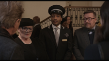 Only.Murders.in.the.Building.S05E01.Nail.in.the.Coffin.720p.DSNP.WEB-DL.DDP5.1.H.264-NTb.mkv_20250909_191150.828.png