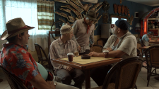 Las.Fierbinti.S08E01.Vampirul.-.partea.1.1080p.VOYO.WEB-DL.AAC2.0.H.264-playWEB.mkv024816.png