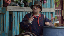 Las.Fierbinti.S17E01.Penelopa.1.1080p.VOYO.WEB-DL.AAC2.0.H.264-playWEB.mkv024816.png